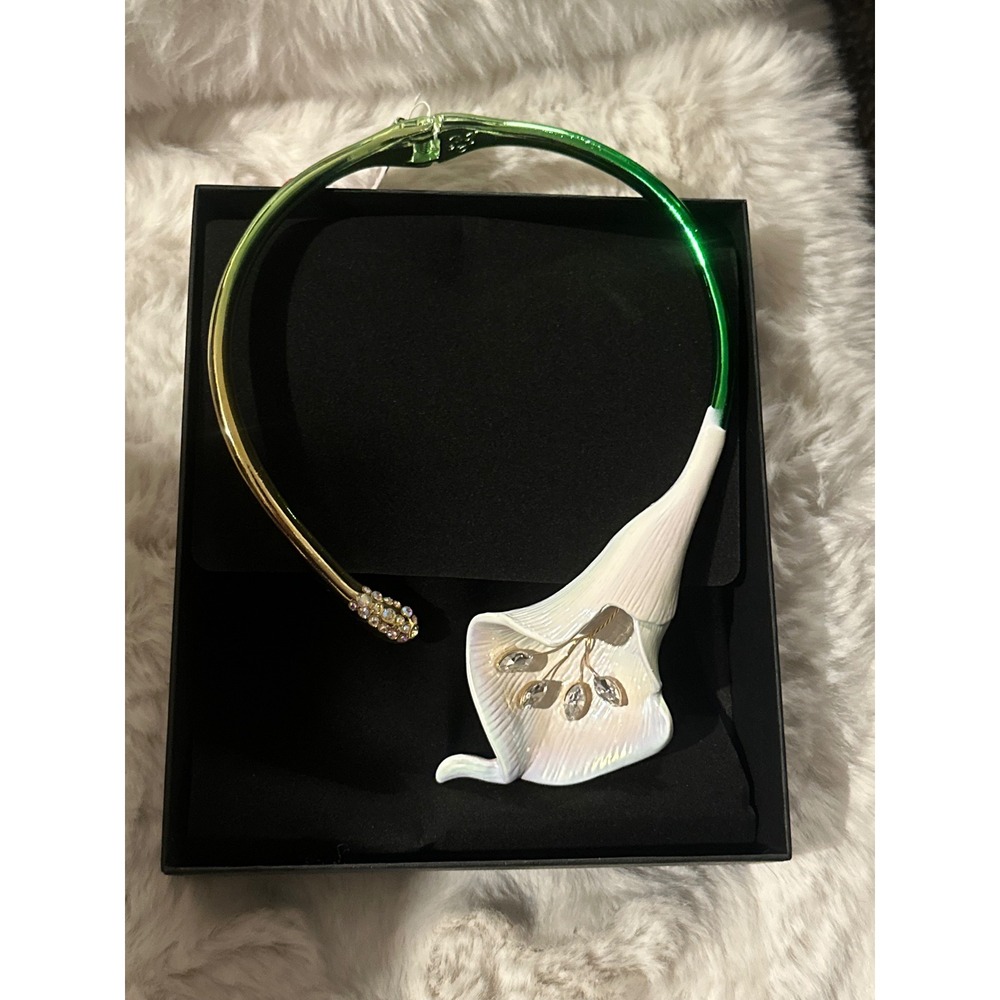 Betsey Johnson Calla Lily Enamel Crystal Ombre Collar Necklace Green Gold White